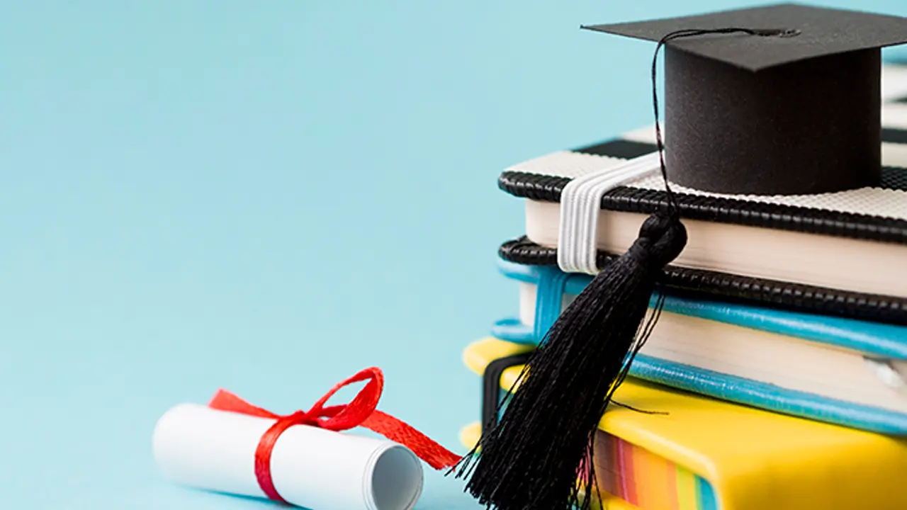 İstemediğim Bir Bölüm mü Mezuna Kalmak mı?