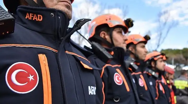 Arama Kurtarma Teknisyeni Kimdir? Kamuda Görevi Nedir? 1 arama kurtarma teknisyeni