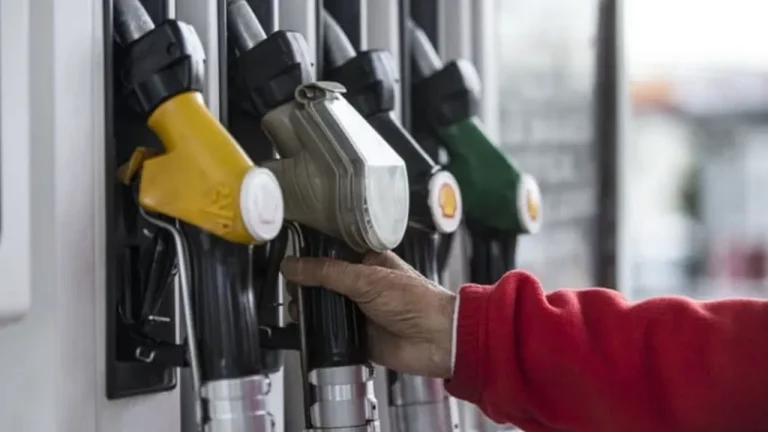 Benzin, Motorin ve LPG'ye Yeni Zamlar: ÖTV Artışı Tüketiciyi Etkiliyor 18 benzin ve motorin