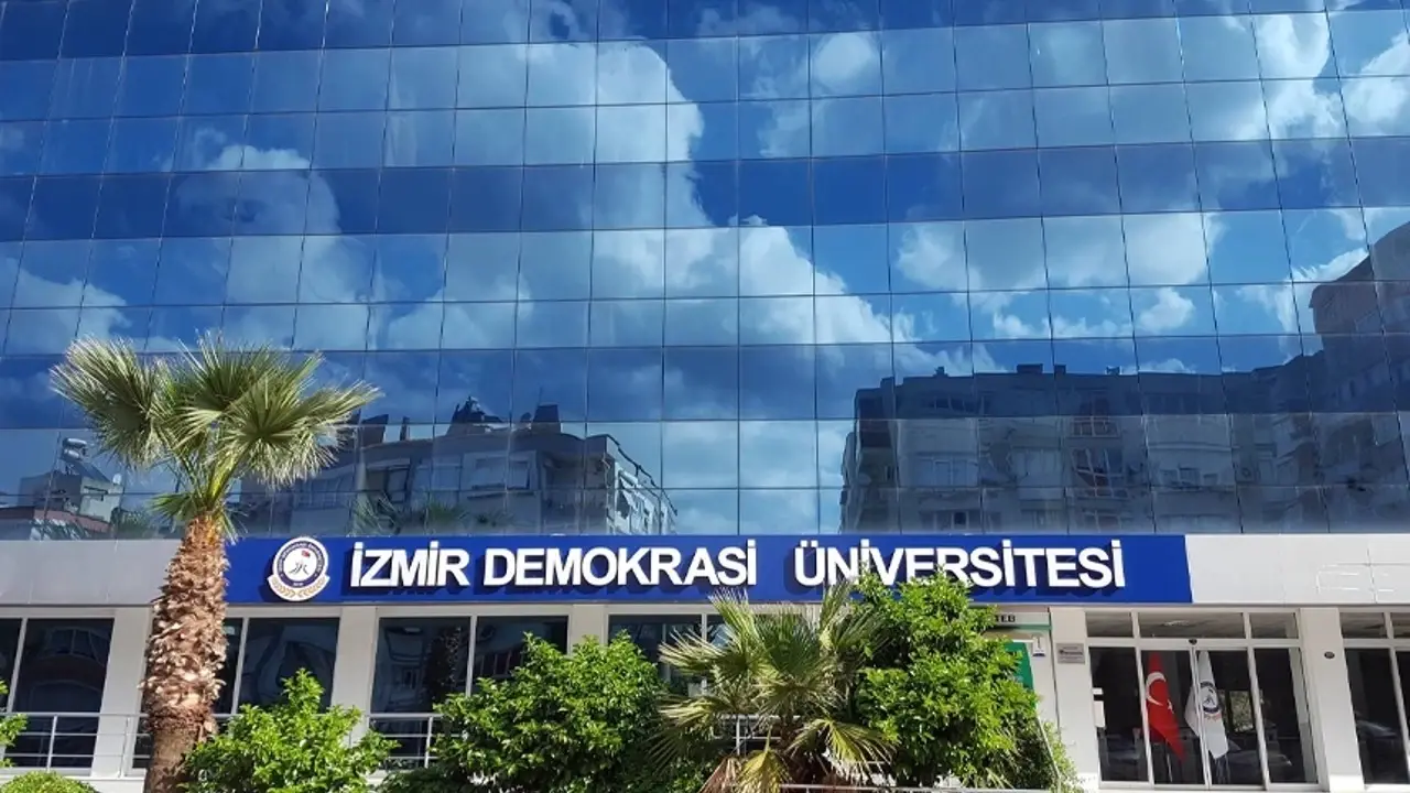 İzmir Demokrasi Üniversitesi 2025 Yılı Sözleşmeli Personel Alımı Yapacak