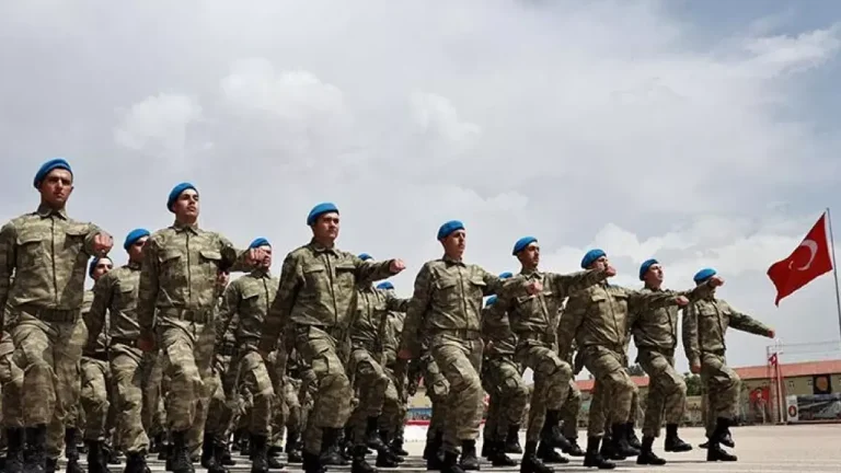 Kışlasız Bedelli Askerlik İçin Meclis’e Kanun Teklifi! Gençlerin 28 Gün Tepkisi Gündemde