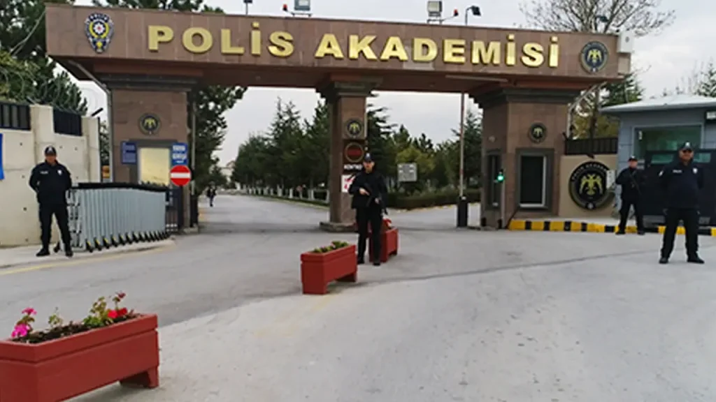 polis akaemisi personel alimi
