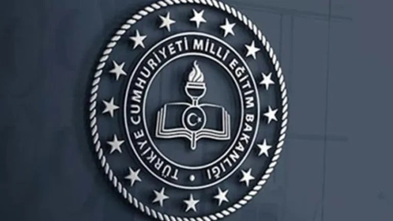 MEB’den Yeni Görevde Yükselme ve Unvan Değişikliği Yönetmeliği Resmî Gazete’de Yayımlandı