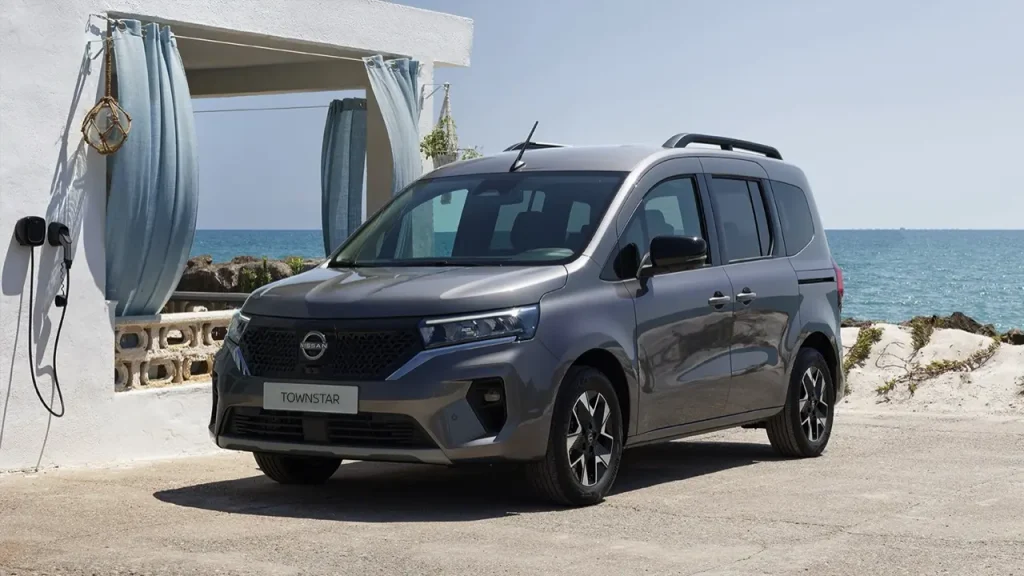 Nissan Kasım 2025 Fiyatları ve Kampanyalar Açıklandı! 4 Nissan Townstar