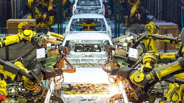 Otomotivde Hedef Buyuk Turkiye 2026da 437 Milyar Dolar Ihracat Planliyor