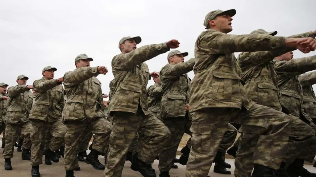 Askerlik Sisteminde Aile Odaklı Değişiklik mi Geliyor? 1 Askerlik Sisteminde Aile Odaklı Değişiklik mi Geliyor?