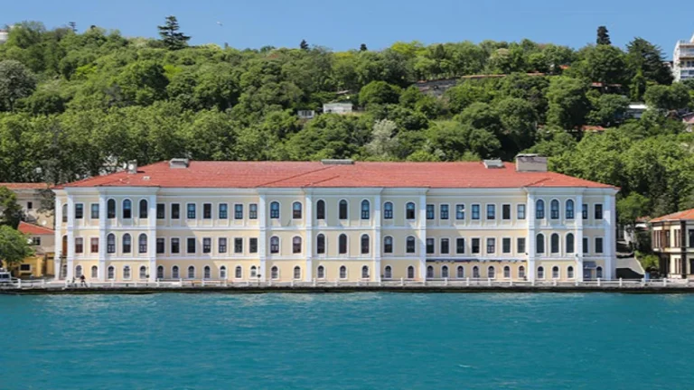 Galatasaray Üniversitesi 2025 Yılı Sözleşmeli Personel Alımı İlanını Yayımladı!