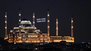 Berat Gecesi Ne Zaman? Ramazan Öncesi En Anlamlı Gece İçin Geri Sayım Başladı