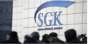 Memurlara Erken Emeklilik Fırsatı! SGK Uzmanı Açıkladı: Bu Yöntemle Emekli Olabilirsiniz