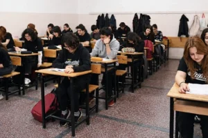 En İyi 100 Lise 2026 LGS Taban Puanları ve Yüzdelik Dilimleri