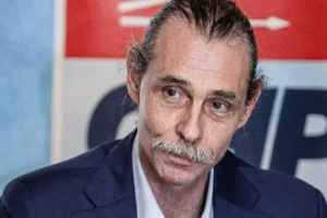 Erdal Beşikçioğlu Kimdir? Mesleği Ne, Kaç Yaşında, Nereli?