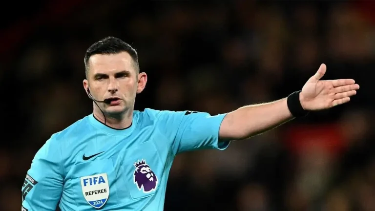 Michael Oliver Kimdir?