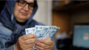 Ağustos 2026 Emekli Promosyonu: Nakit Ödeme 15 Bin, Toplam Fırsat 35 Bin TL’ye Çıktı