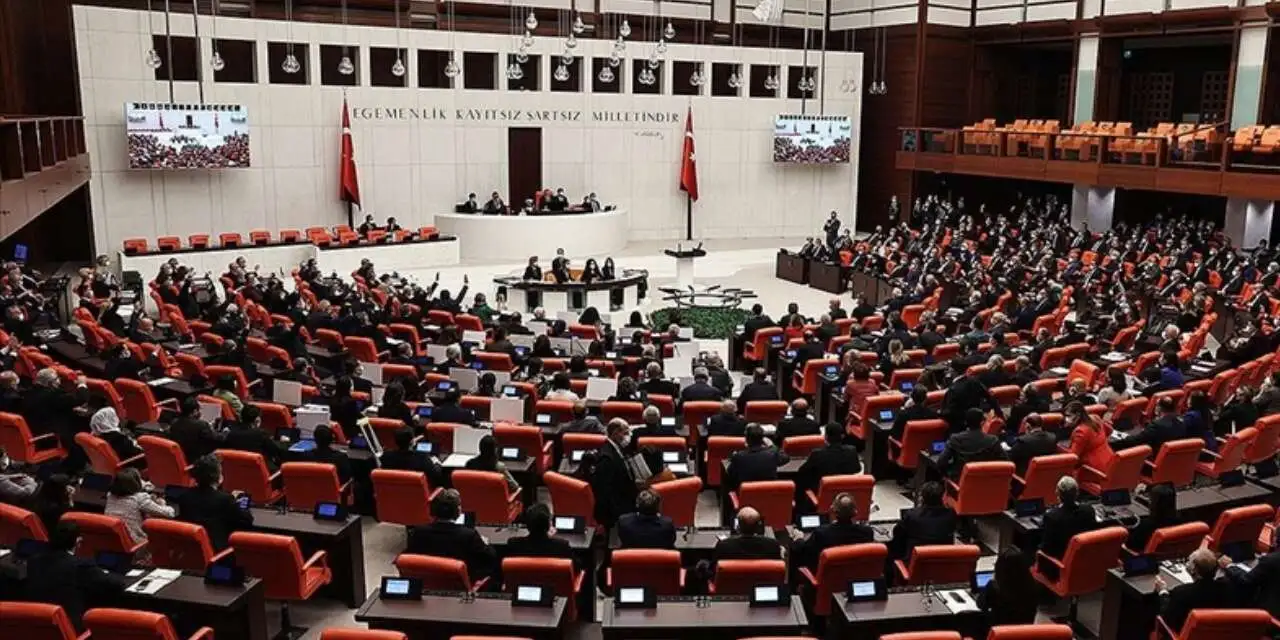 Asgari Ücrete Ara Zam Teklifi TBMM'ye Sunuldu!