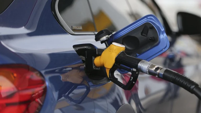 Benzine Zam Geldi Pompa Fiyatlari Guncellendi Iste Istanbul Ankara ve Izmirde Guncel Akaryakit Fiyatlari