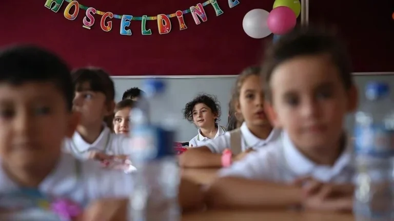 Okullar Ne Zaman Açılacak? 2026-2027 MEB Eğitim Öğretim Takvimi Belli Oldu