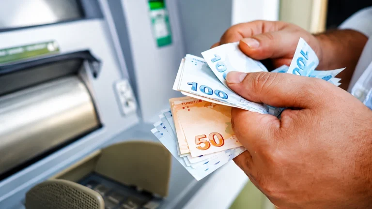 25 Yıllık Memur Maaşı Tablosu Ortaya Çıktı! En Büyük Kırılma Bu Yıllarda Yaşandı