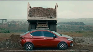 5.500 Dolarlık Otomobile 20 Ton Taş Döktüler! Sonuç Şaşırttı