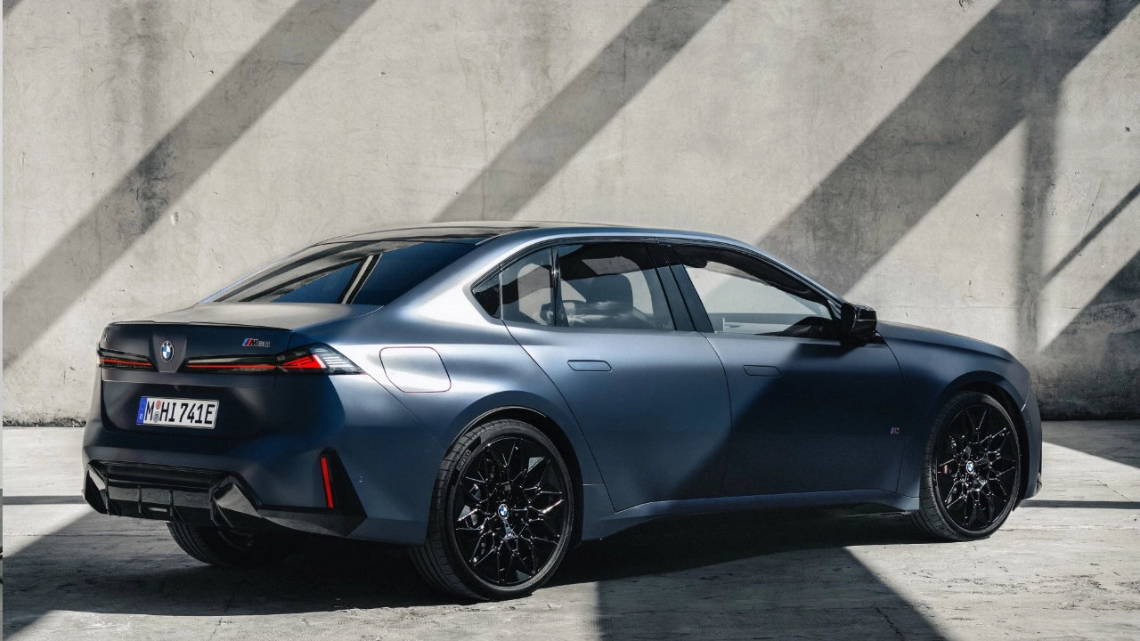 BMW i3 M60 Geliyor! 469 Beygirlik i3 50’nin Üzerine Konumlanacak