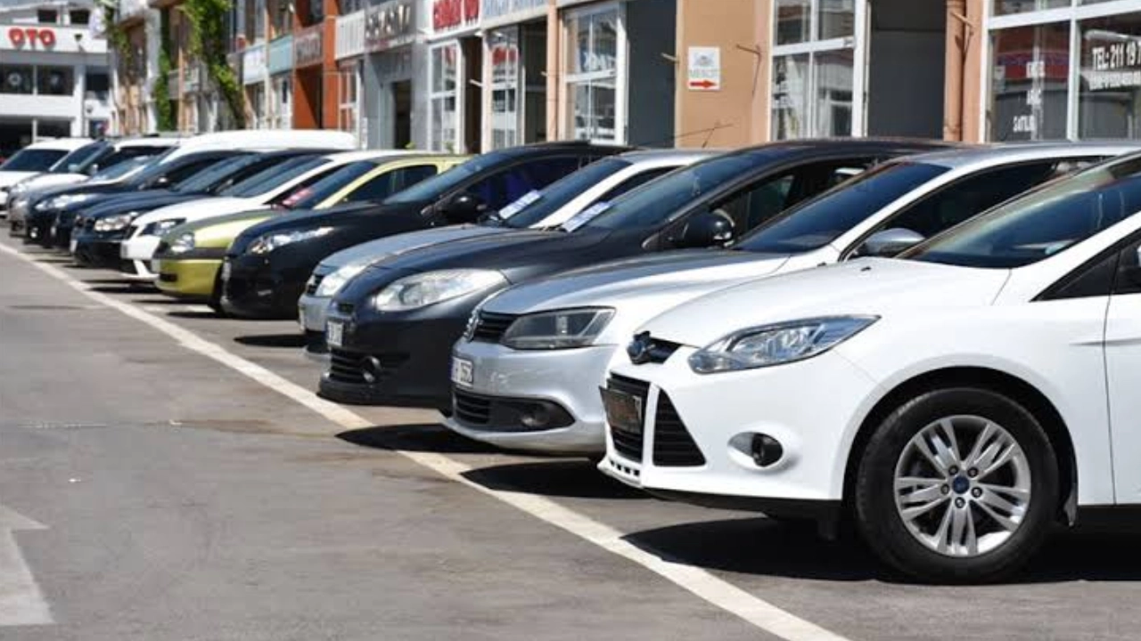 İkinci El Araç Alacaklar Dikkat! Bazılarında Üretici Bile Garanti Uzattı