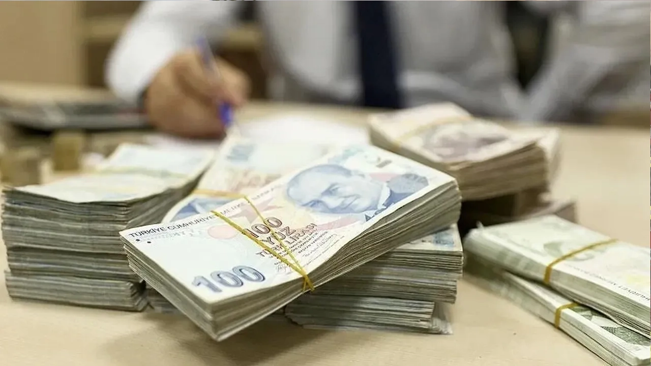 Nakit İhtiyacı Olanlara Yeni Fırsat! Ayda 1041 TL Taksitle Kredi