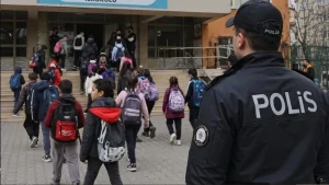 Okullarda Giriş-Çıkıştan Kameraya Yeni Dönem! Güvenlik Tedbirleri Sıkılaştırılıyor