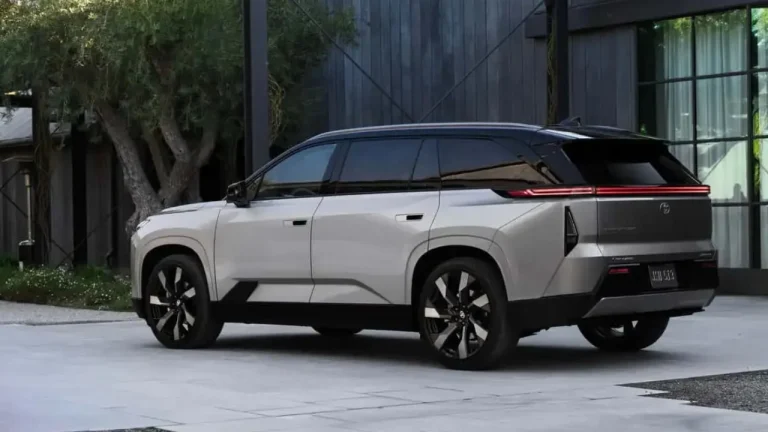 Toyota’dan Sürpriz Karar! 515 KM Menzilli 7 Kişilik Elektrikli SUV Ertelendi