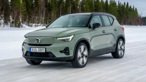 Volvo EX40’ta 2027 Model Yılı Başladı! Fiyat 4,45 Milyon TL’den Başlıyor