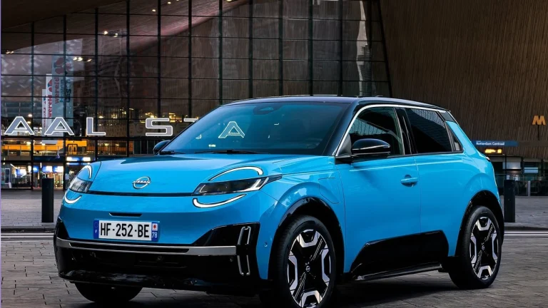 Yeni Micra Türkiye Yolunda! 416 Km Menzil ve 5 Yıldız