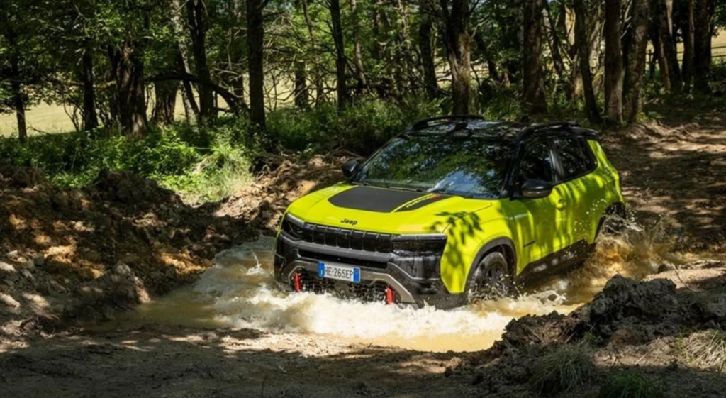 Jeep Avenger Yenilendi! Elektriklisi Hibritten Daha Ucuz: Arada Sadece 34.550 TL Var 6 image 71
