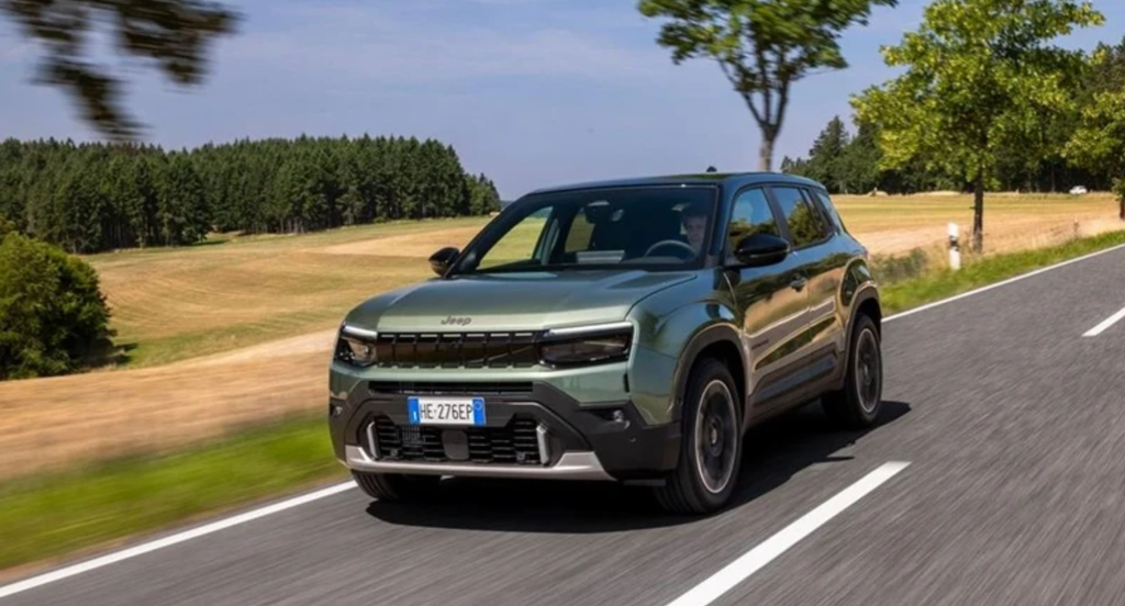 Jeep Avenger Yenilendi! Elektriklisi Hibritten Daha Ucuz: Arada Sadece 34.550 TL Var 7 image 72