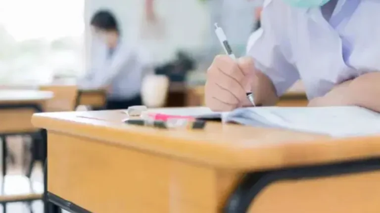 28, 29 ve 30 Ekim Okullar Tatil mi? MEB 2026 Takvimi Belli