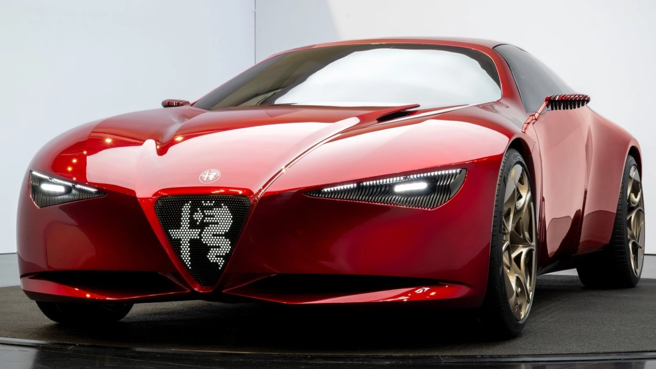 Alfa Romeo Cuorerosso Tanıtıldı! Fiziksel Kumandalar ve Değişen Kokpit