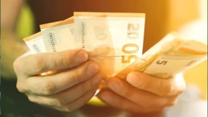 Almanya’da 1450 Euro Altı Gelir Yoksulluk Riski: Çocuklu Ailede Sınır 3050 Euro