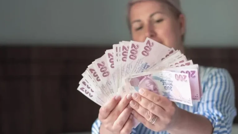 Annelerin Primine 90 Gun Ekleniyor Ayni Sure Emeklilik Yasindan da Dusuyor