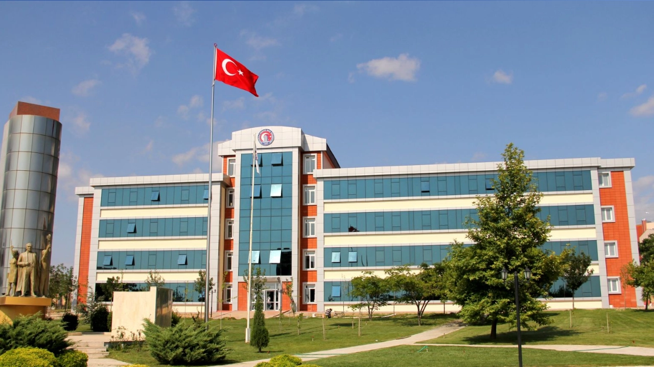 Çanakkale Onsekiz Mart Üniversitesi
