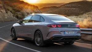 Elektrikli Mercedes C-Serisi Benzinli C 200'den 190 Bin TL Daha Ucuz!