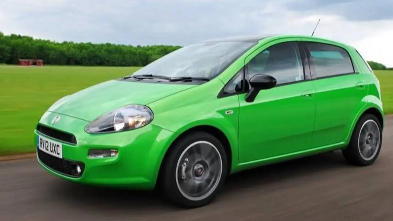 Fiat Punto 8 Yıl Sonra Geri mi Dönüyor? CEO Clio'yu İşaret Etti