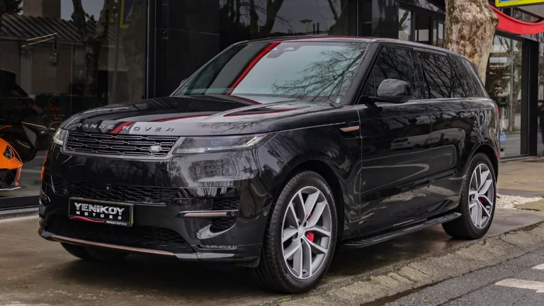 Land Rover'dan 3,5 Milyon TL'lik Fırsat: 31 Ekim'e Kadar 5 Modelde Takas Desteği!