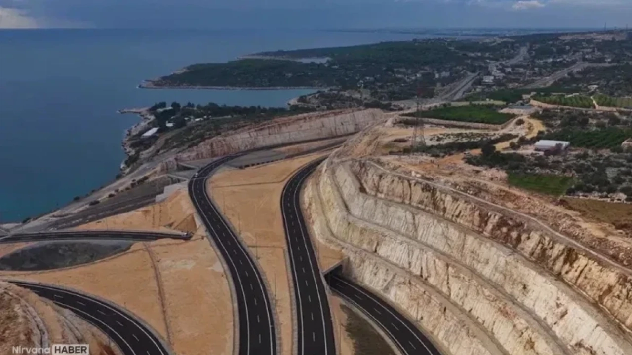 Mersin'de 52 Kilometrelik Otoyol Açılıyor! 2,5 Saatlik Yol İçin 18 Dakika Hedefi