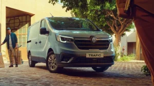 Renault Trafic Yenilendi! Soğutucudan Aydınlatmaya Ekran Kontrolü