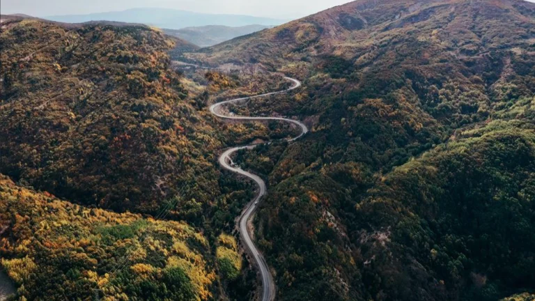 Sivas’ta 2010 Metrede Renk Cümbüşü! Bu Yol Hangi İki İlçeyi Bağlıyor?