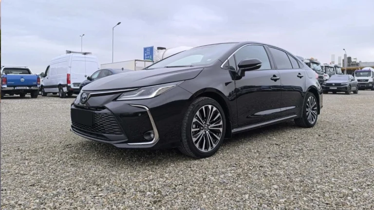 Toyota 2026 Ekim Ayı Fiyatları Belli Oldu! 1 Milyona Yakın İndirim Var