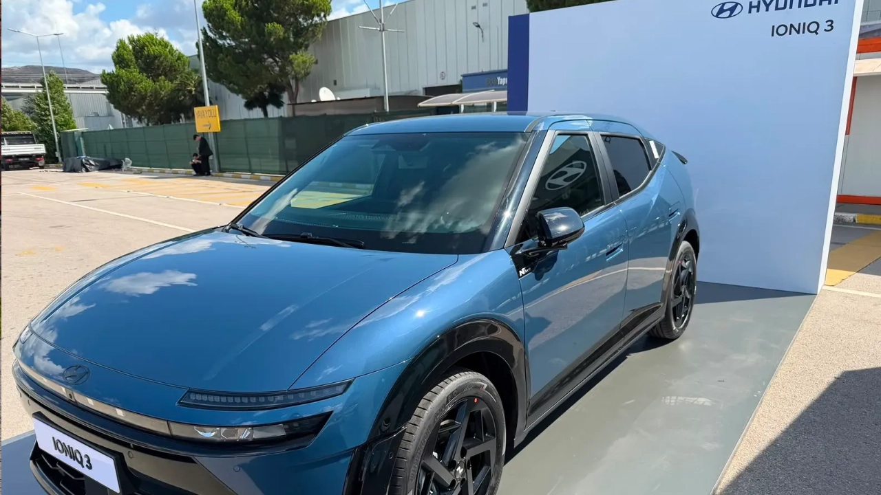 Türkiye'de Üretilen Elektrikli Hyundai Satışta! İşte 1,8 Milyon TL'lik Model