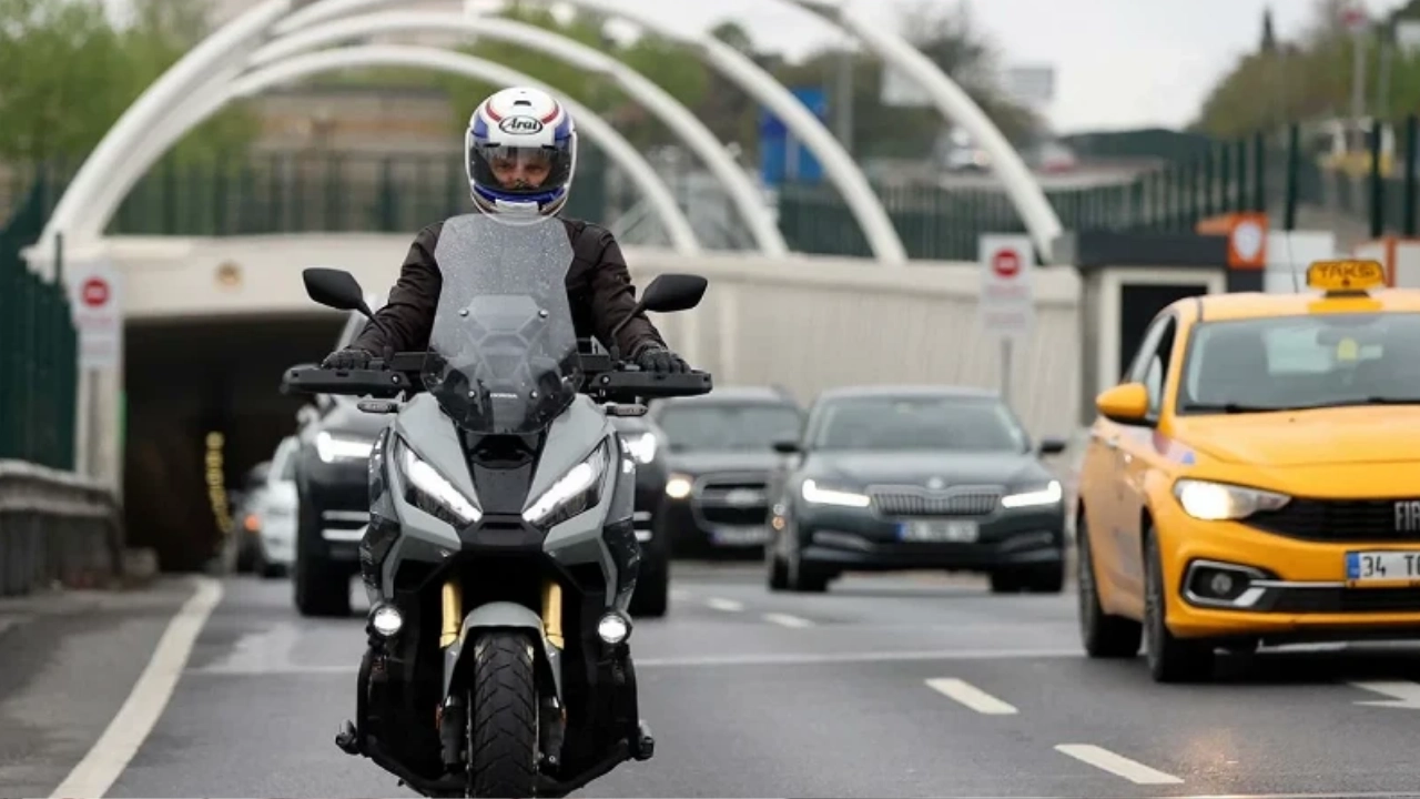 Yeni Taşıt Kayıtlarının Neredeyse Yarısı Motosiklet: Otomobille Fark 9,1 Puan
